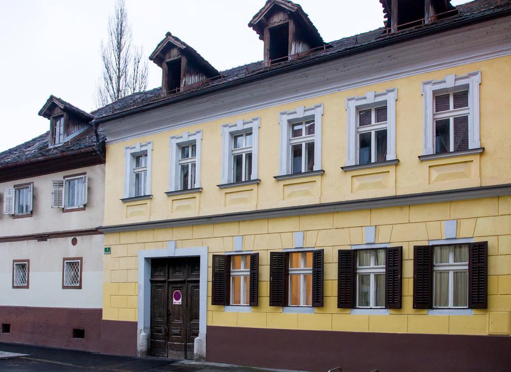 Viktorija City Center Apartment Ljubljana Exterior photo